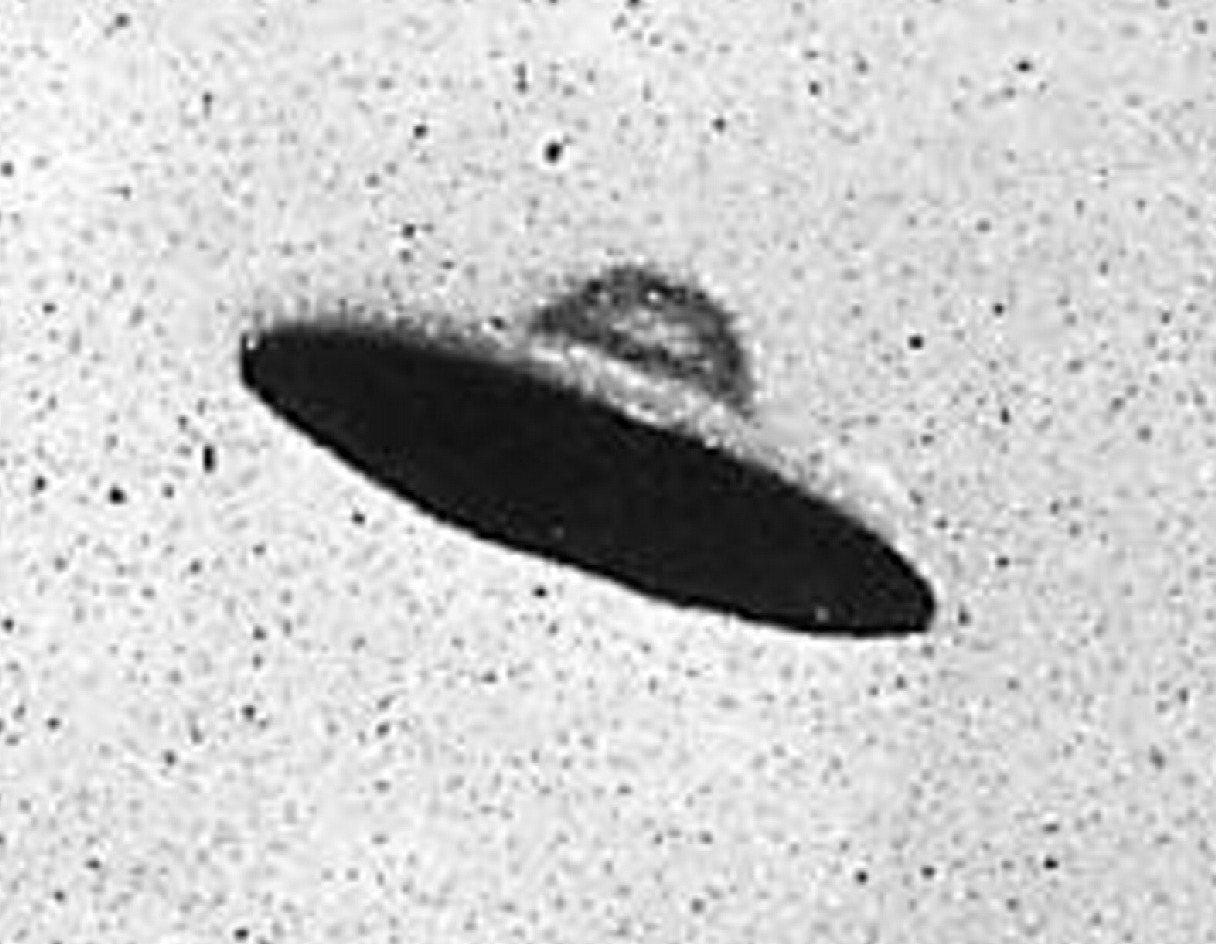 Close crop of the Passaic photograph showing the domed disc.