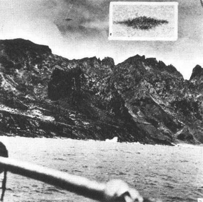 Photo 2 (P2), the object over Galo Crest Peak